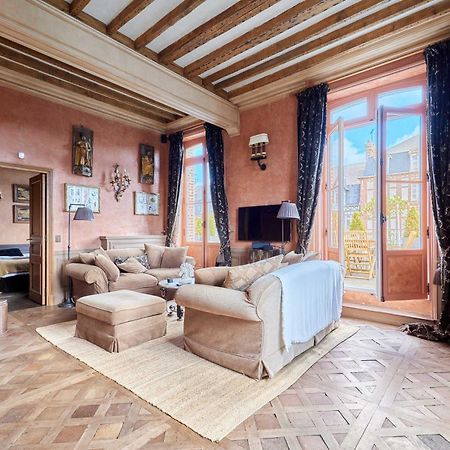 Luxurious 4 Bedroom Duplex, 200M From Place Morny โดวีลล์ ภายนอก รูปภาพ